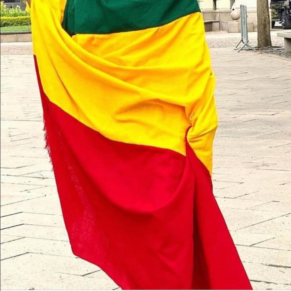 በጥራት የተስሩ ፎጣዎች እንዲሁም የተለያዩ የአበሻ ቀሚሶች በትእዛዝ እንስራለን - Picture 2 of 2